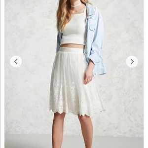 Selling a tulle embroidered skirt 👍🏼